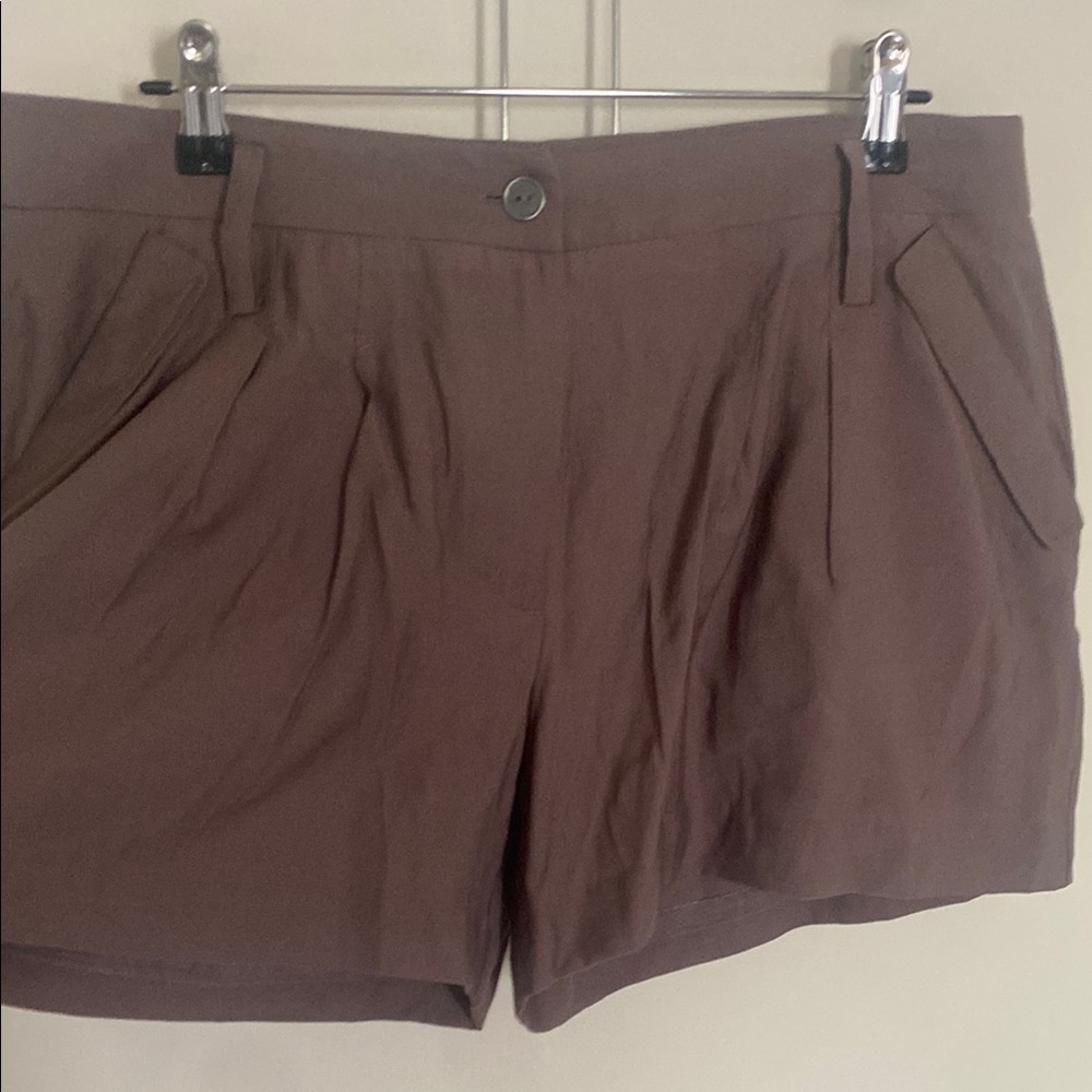 BCBG Brown Women's Pleated Dress Shorts